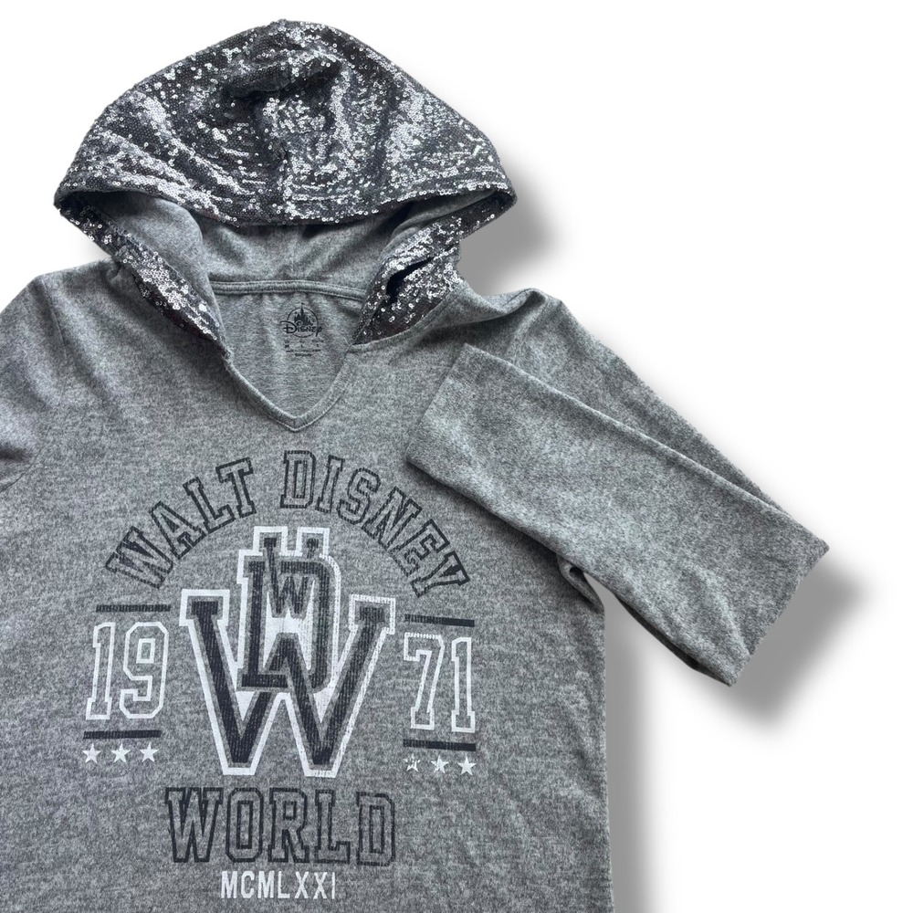 Disney Women's Med Gray Walt Disney World Silver Sequin Hood Graphic Long Sl Top